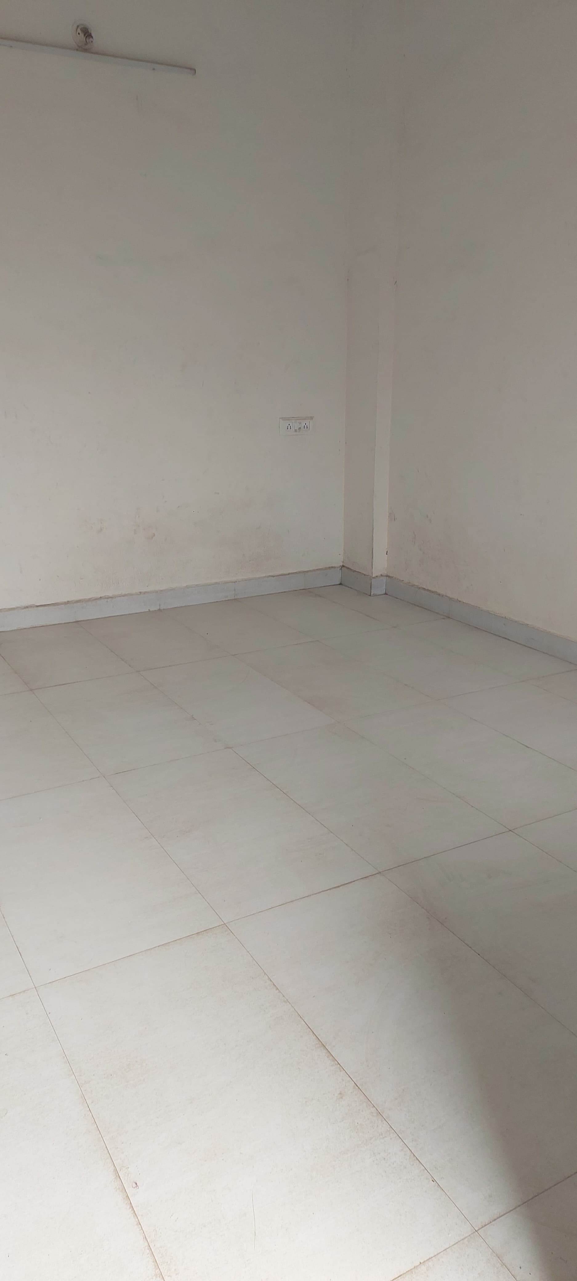 1RK FOR SALE IN KATRAJ PUNE 
